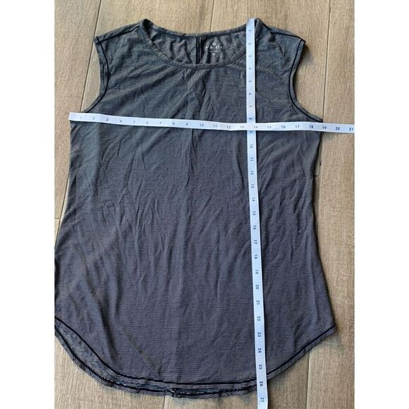 Athleta Shanti Micro black white Stripe tencel Tank Top Shirt sz M - Picture 2 of 5